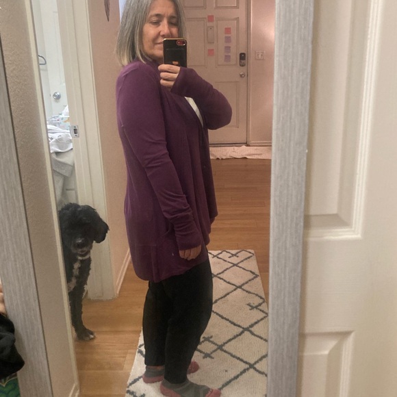 Athleta wrap in maroon size XSP - like new - worn minimally - Picture 4 of 15